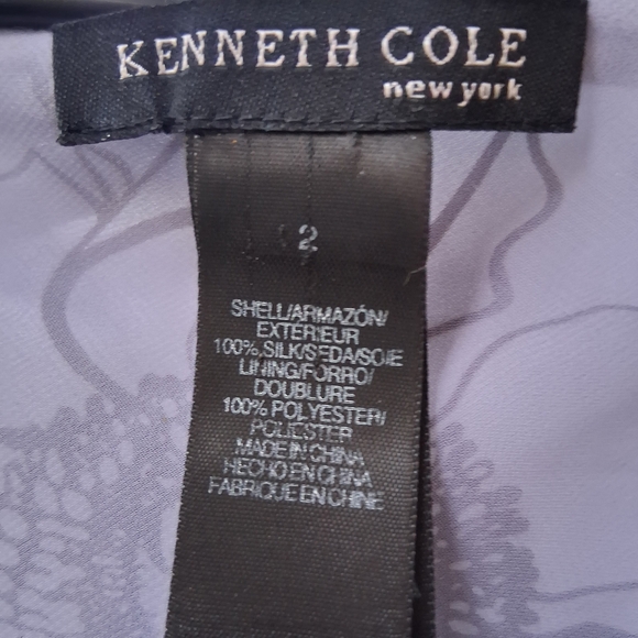 Kenneth Cole Gray and Black Floral Duve - Picture 3 of 7